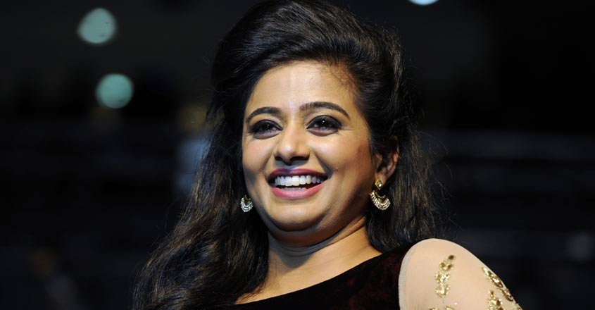 priyamani-1 priyamani-1